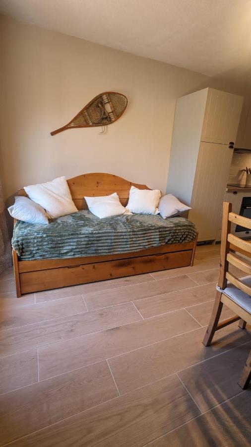 Cozy Appartement Avec Vue Sur Montagne Bourisp Exteriör bild